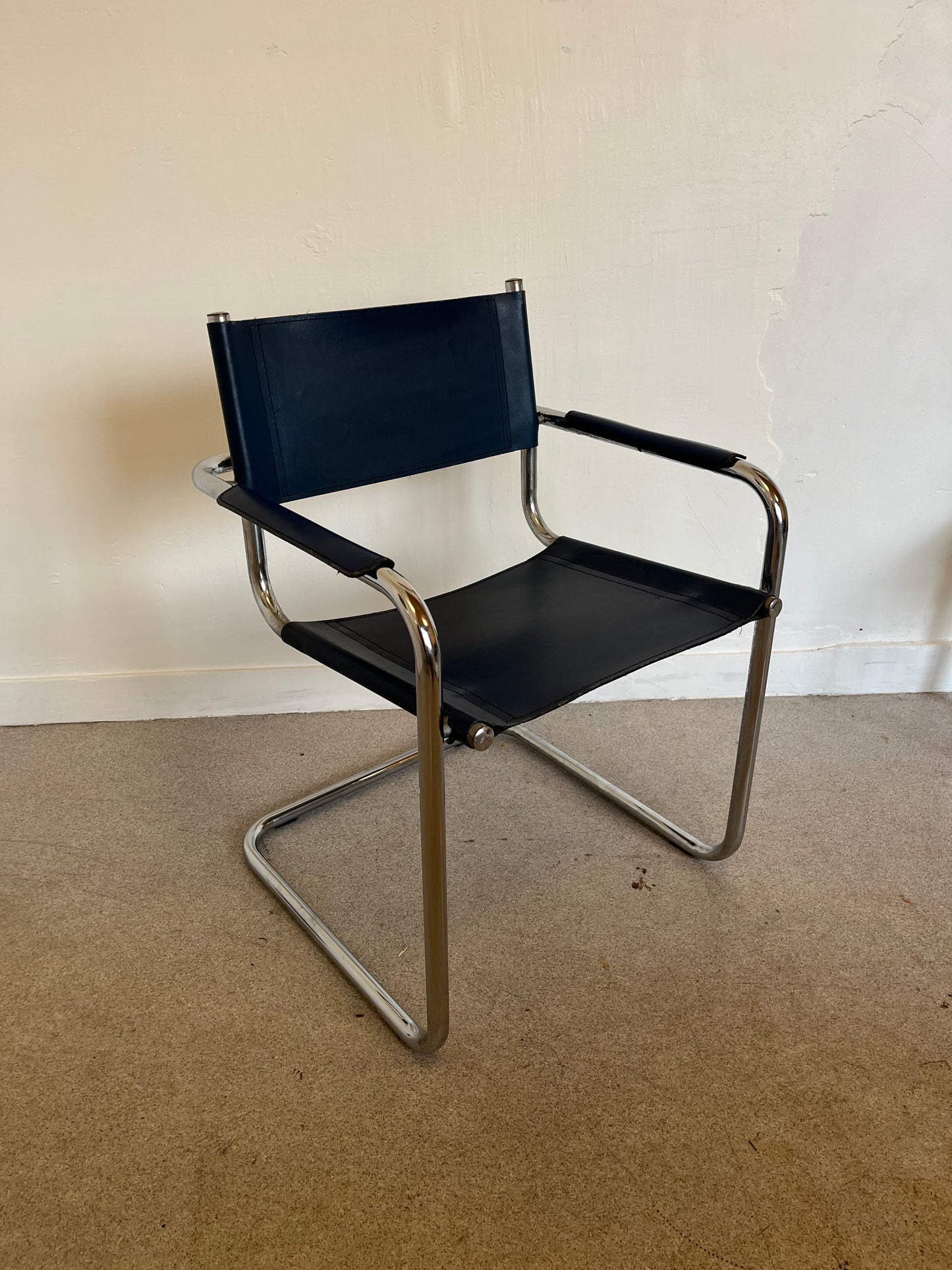 Fauteuil vintage chrome et cuir Matteo Grassi