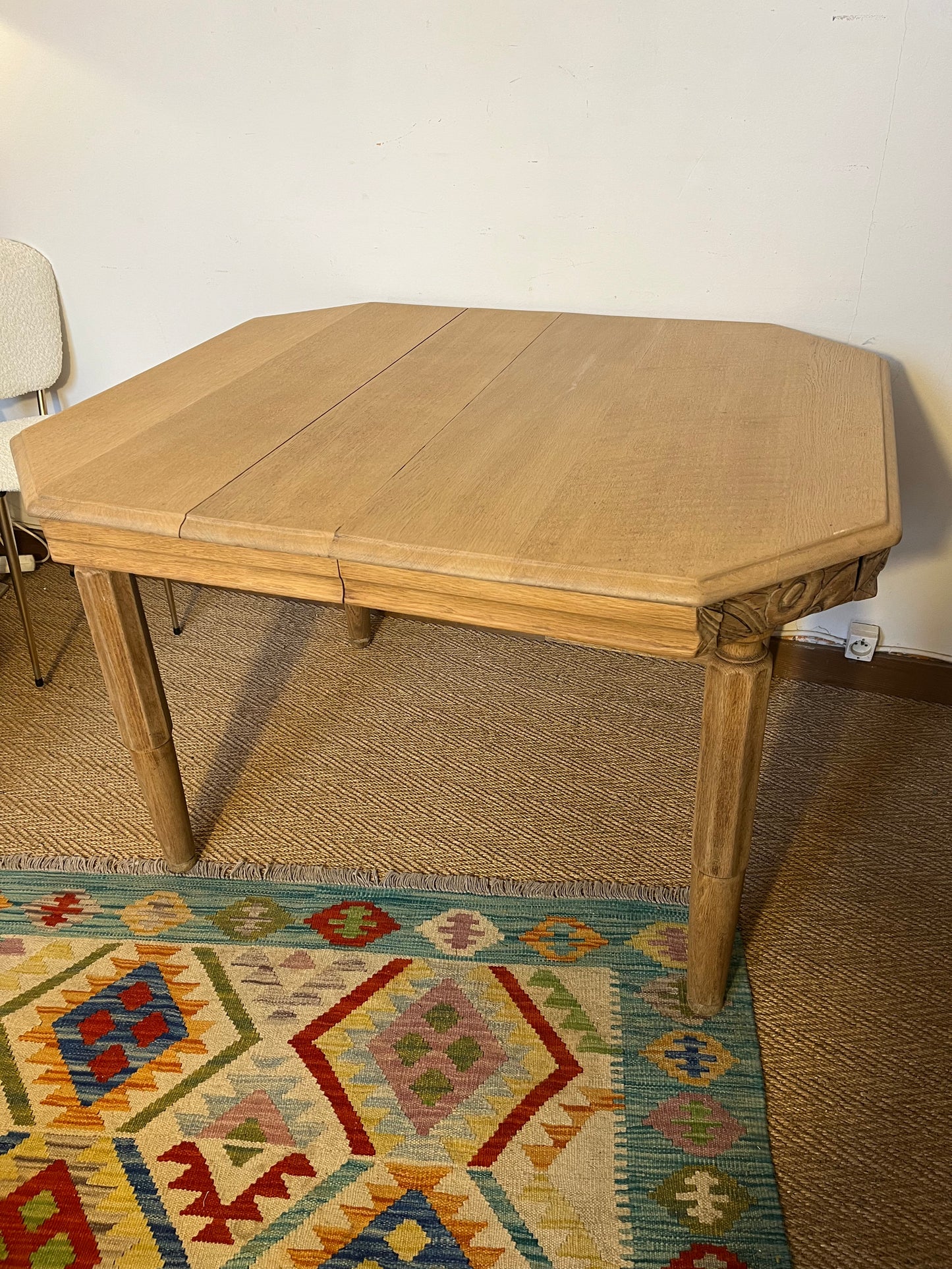 Table de salle à manger art déco en bois massif