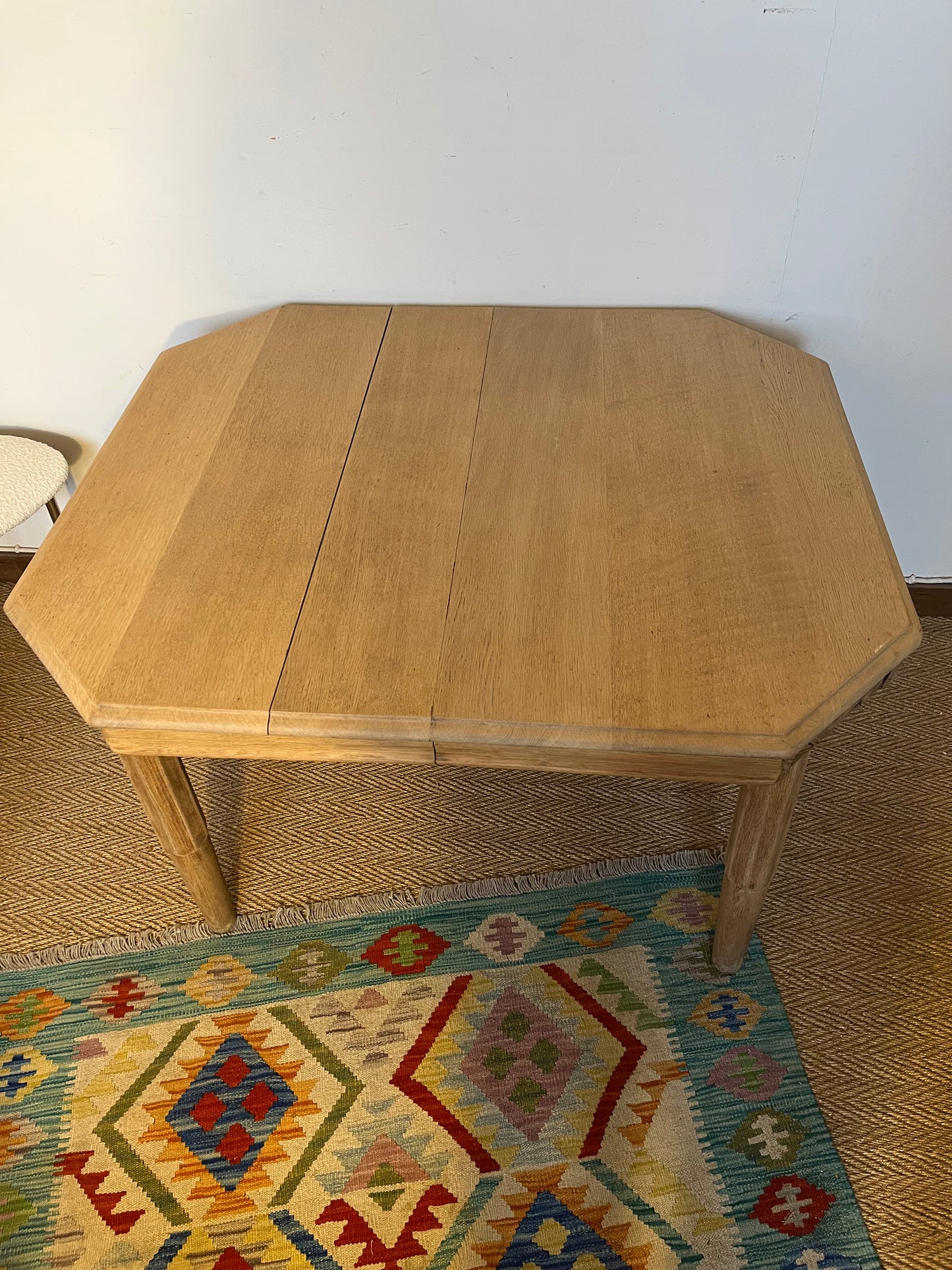 Table de salle à manger art déco en bois massif