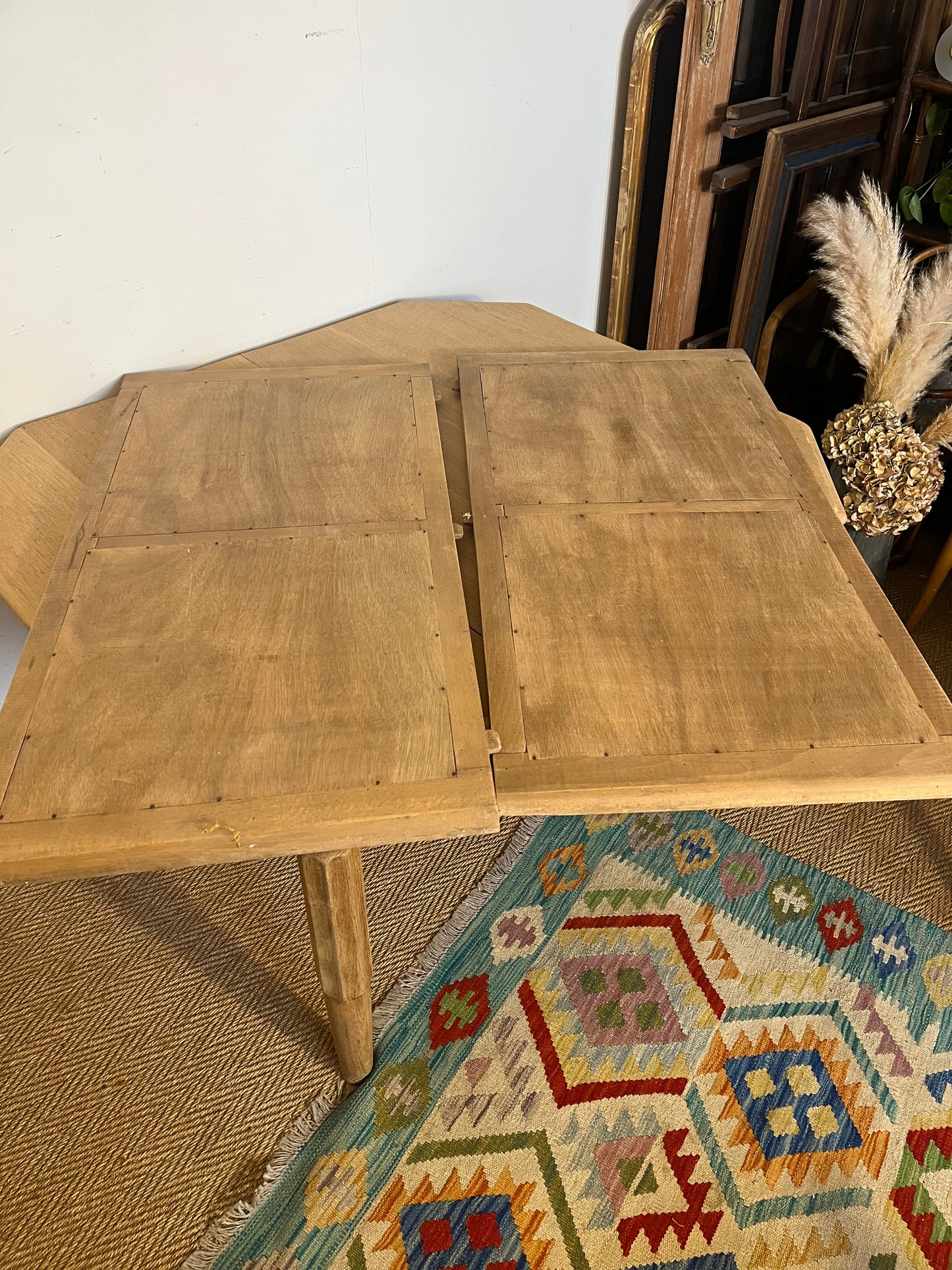 Table de salle à manger art déco en bois massif