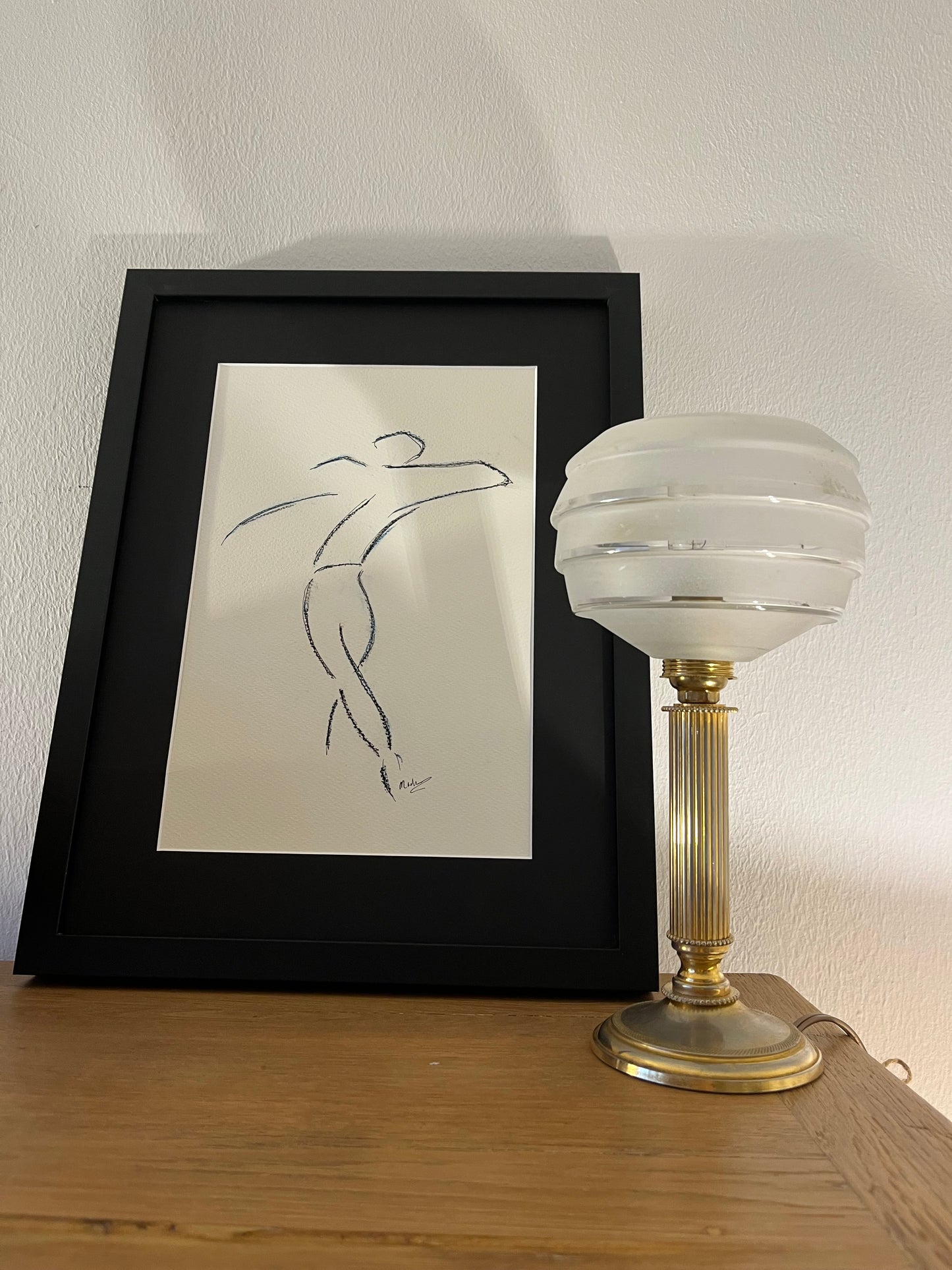 Lampe à poser en laiton et verre poli années 40