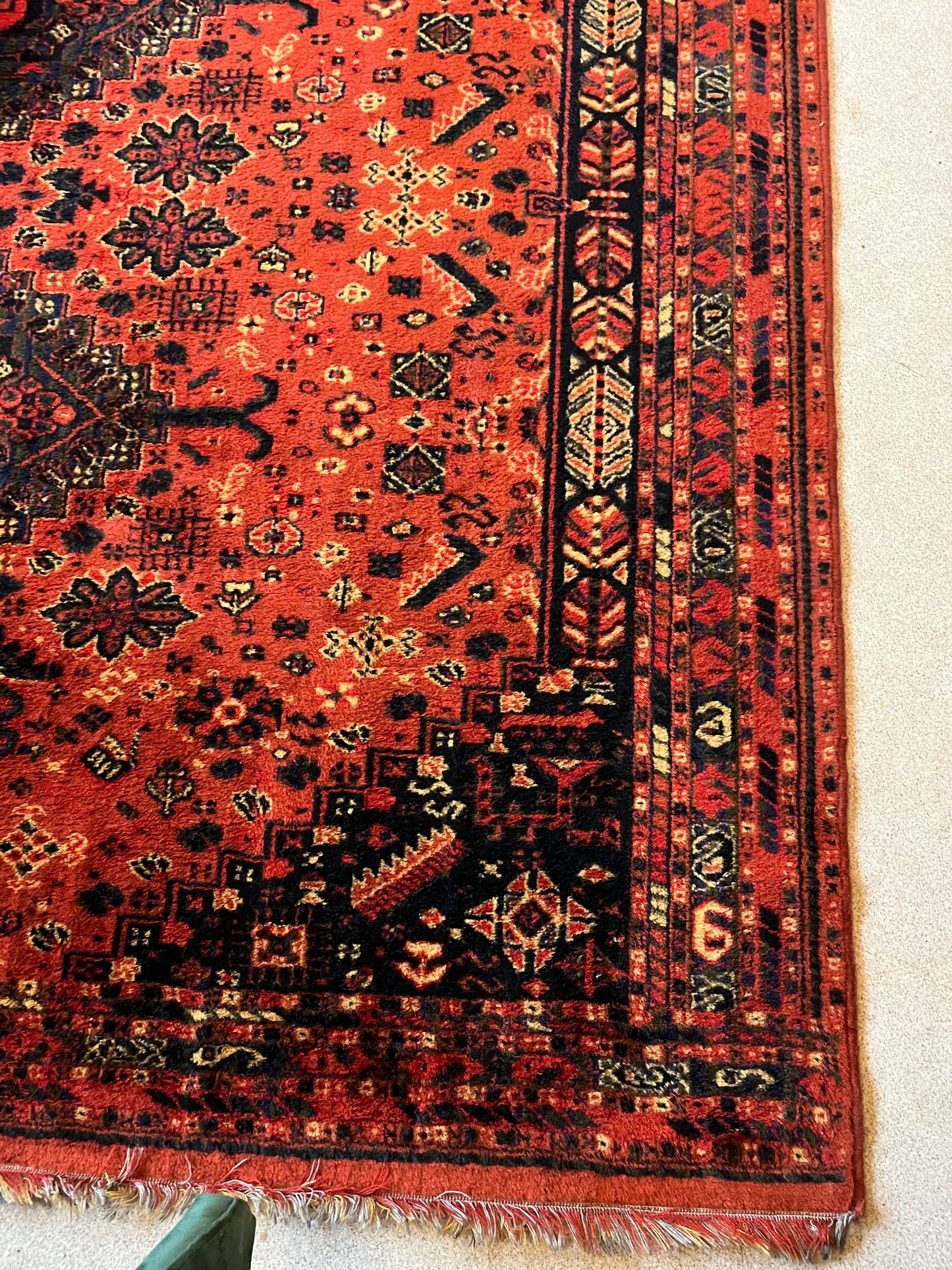 Grand tapis vintage style persan origine pakistan