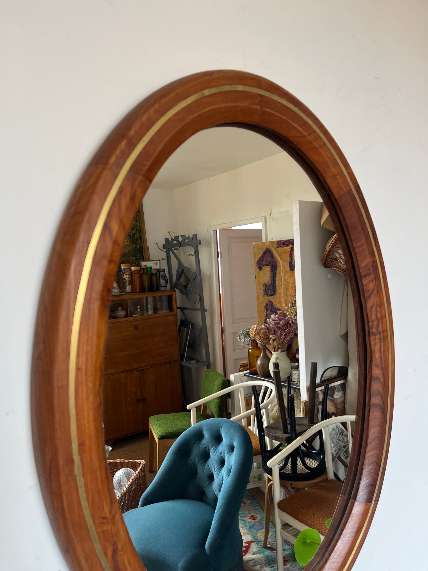 Miroir ovale vintage en bois et laiton