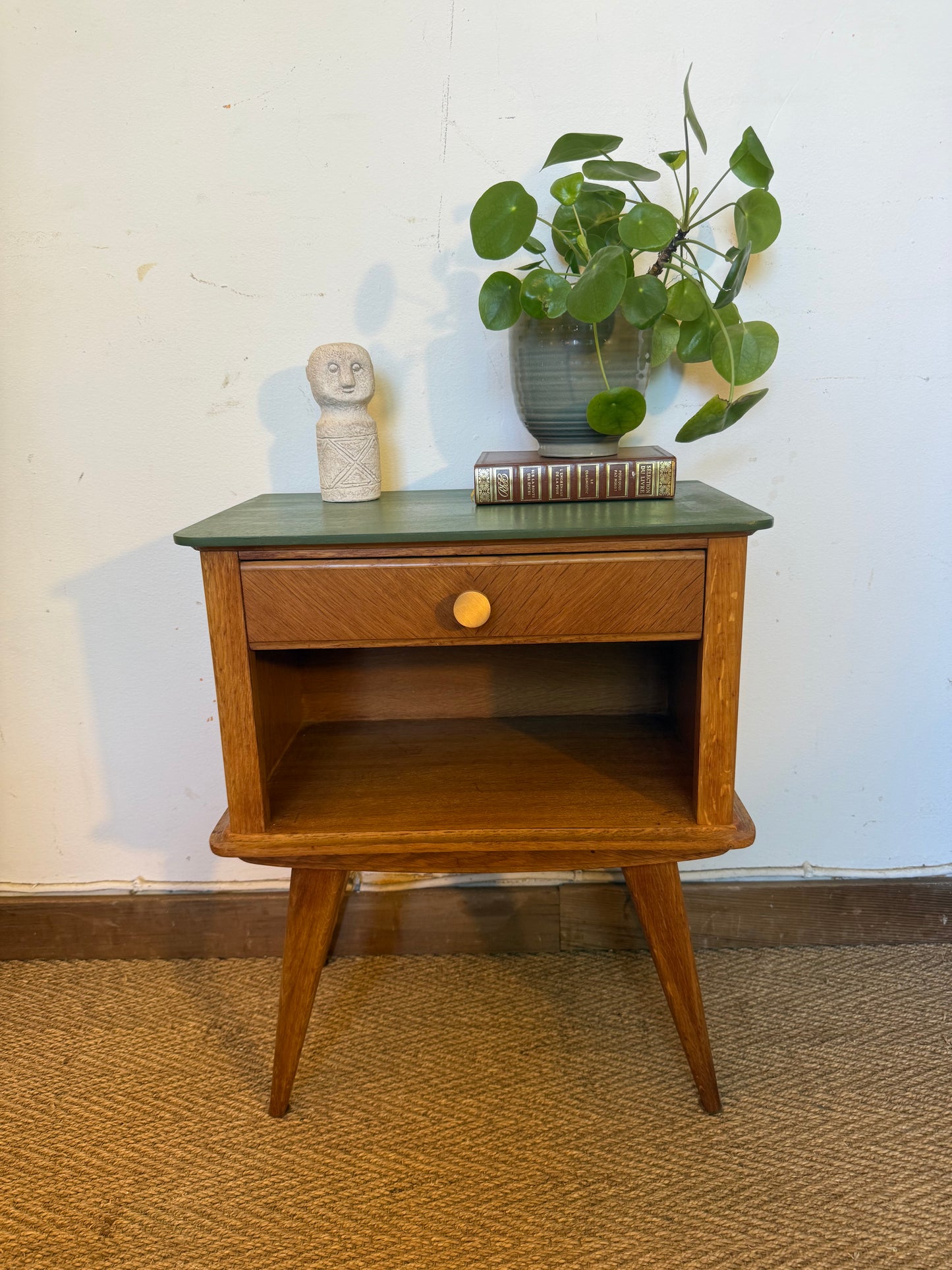 Table de chevet vintage pieds compas