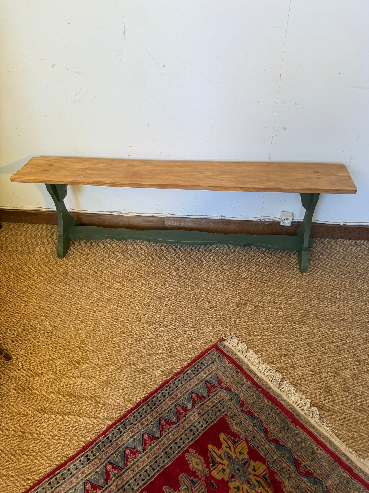 Banc de ferme vintage en bois patiné vert