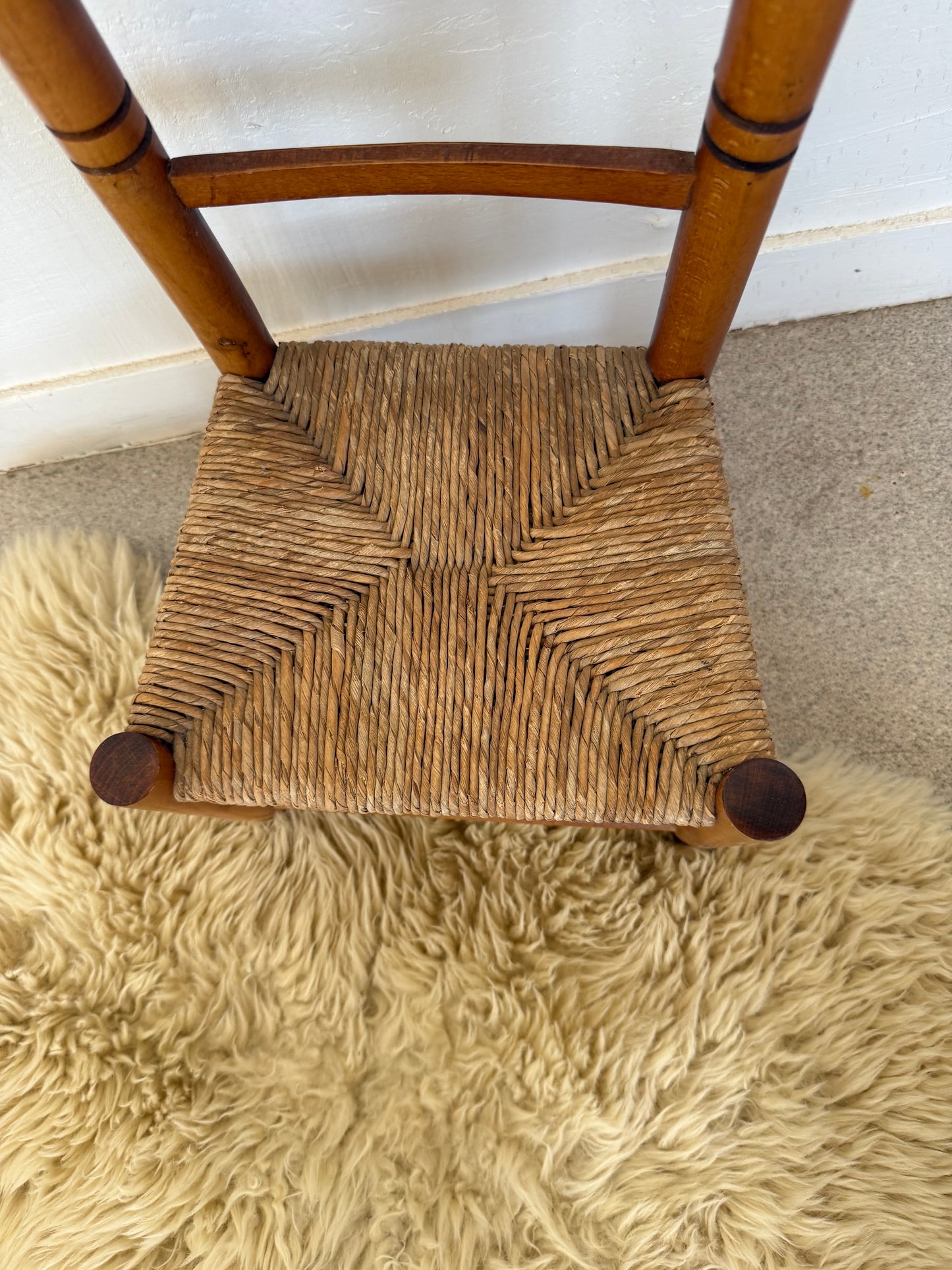 Chaise enfant vintage bois et paille