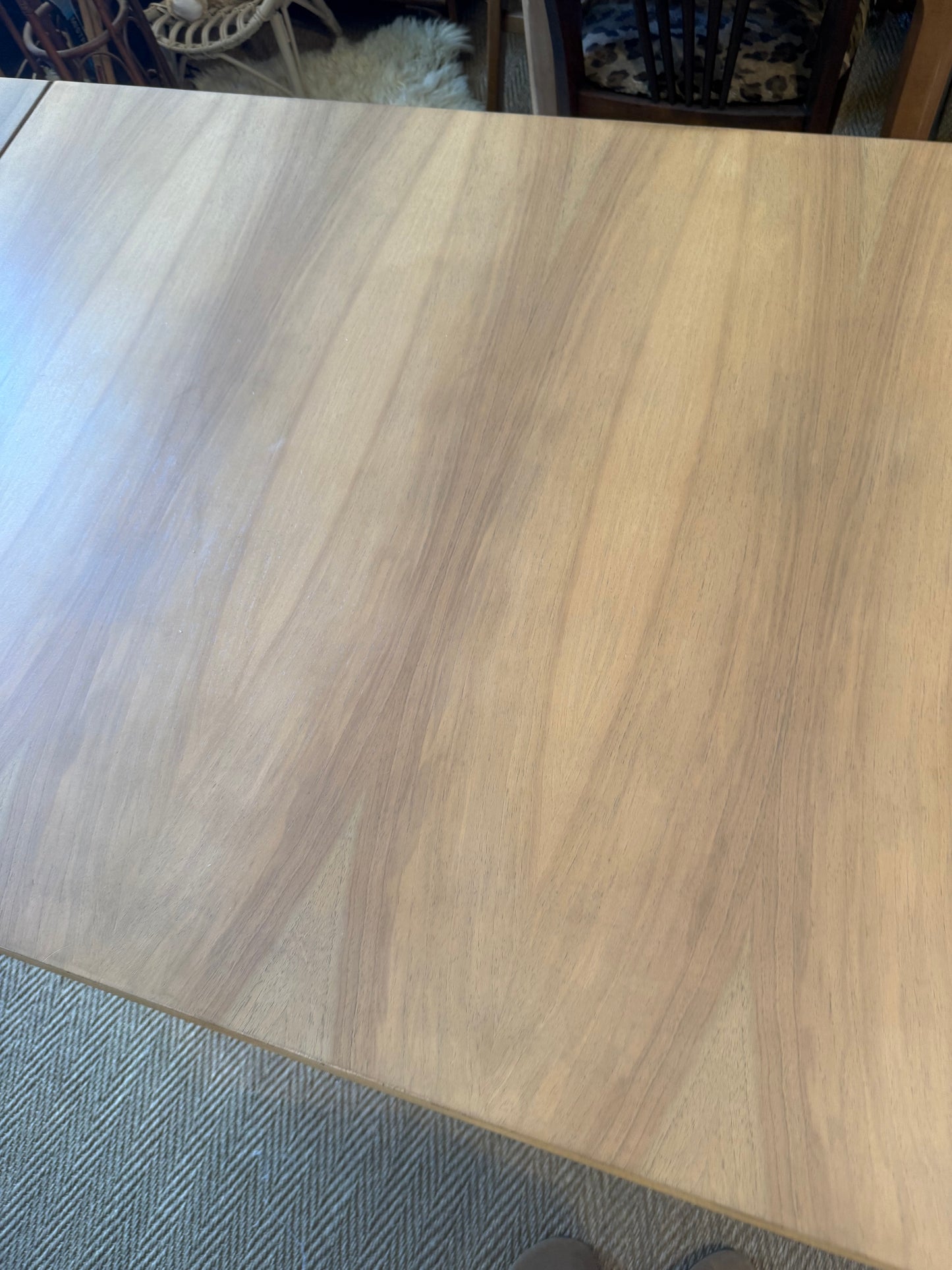 Table à rallonge extensible vintage pieds compas placage hêtre (6/10 pers)