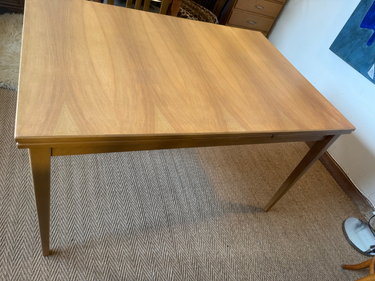 Table à rallonge extensible vintage pieds compas placage hêtre (6/10 pers)