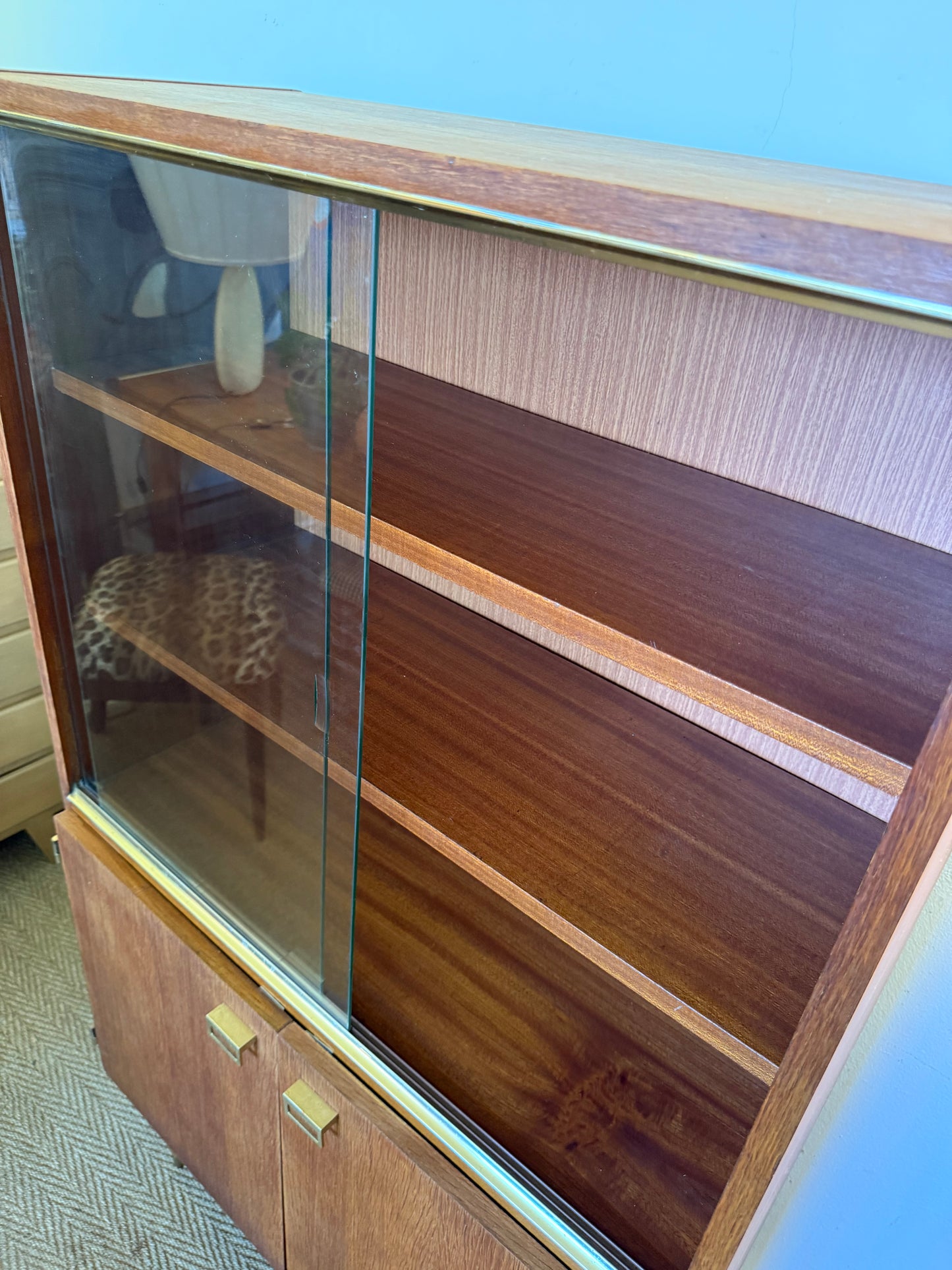 Vaisselier vitrine buffet vintage placage teck
