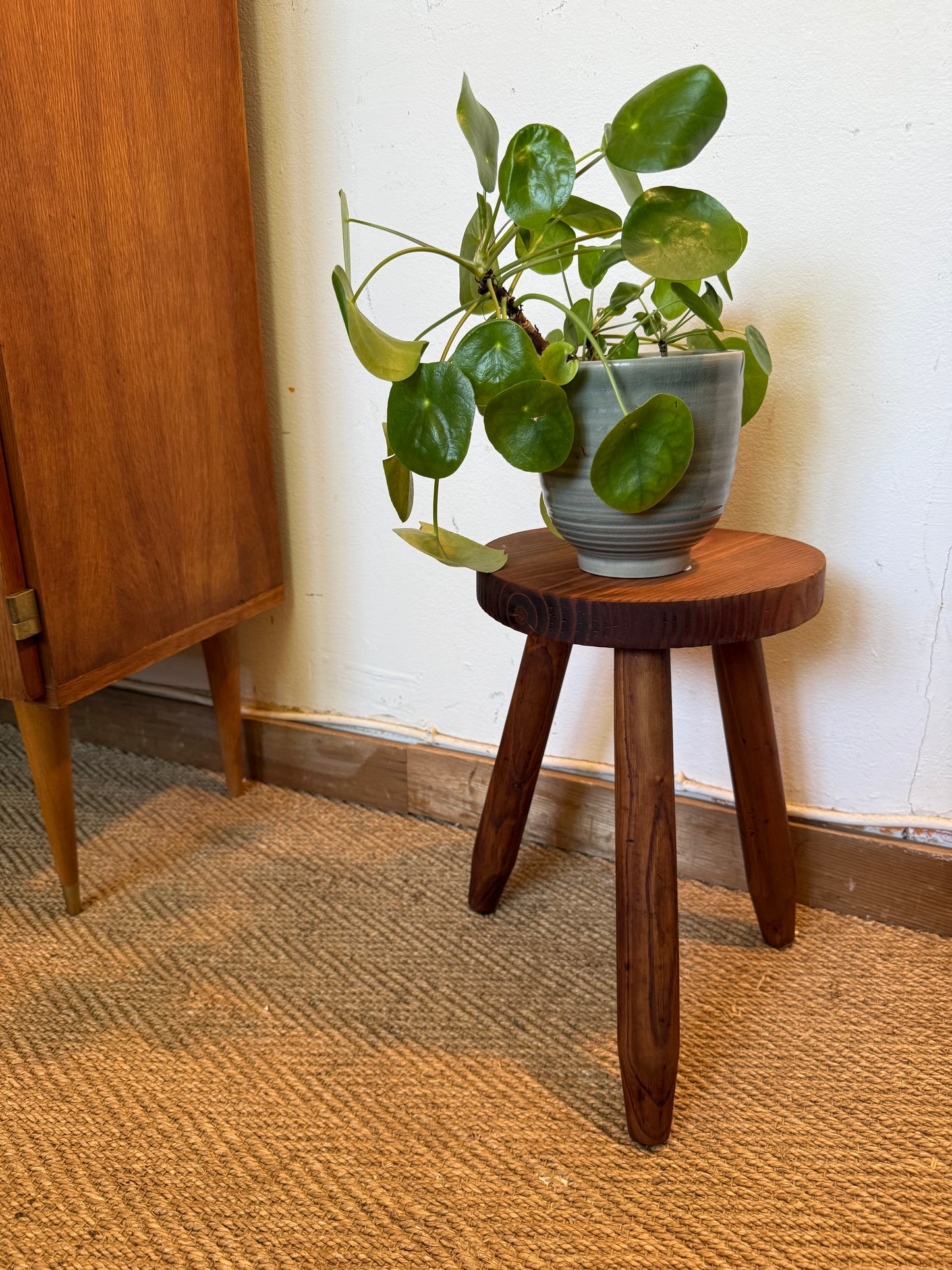 Tabouret en bois vintage de traite