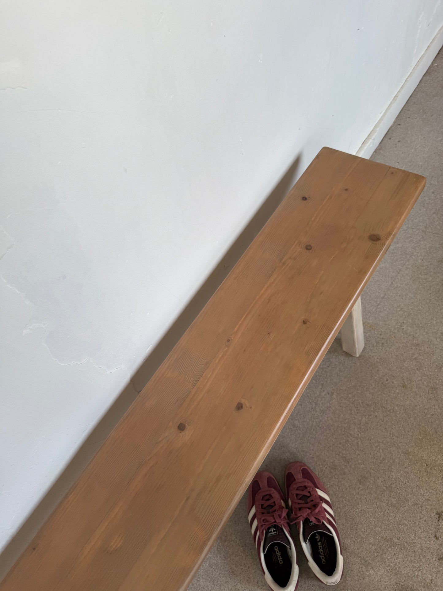 Banc de ferme en bois massif vintage