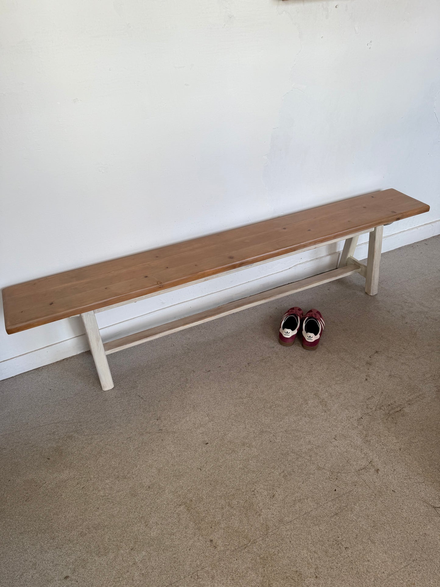 Banc de ferme en bois massif vintage