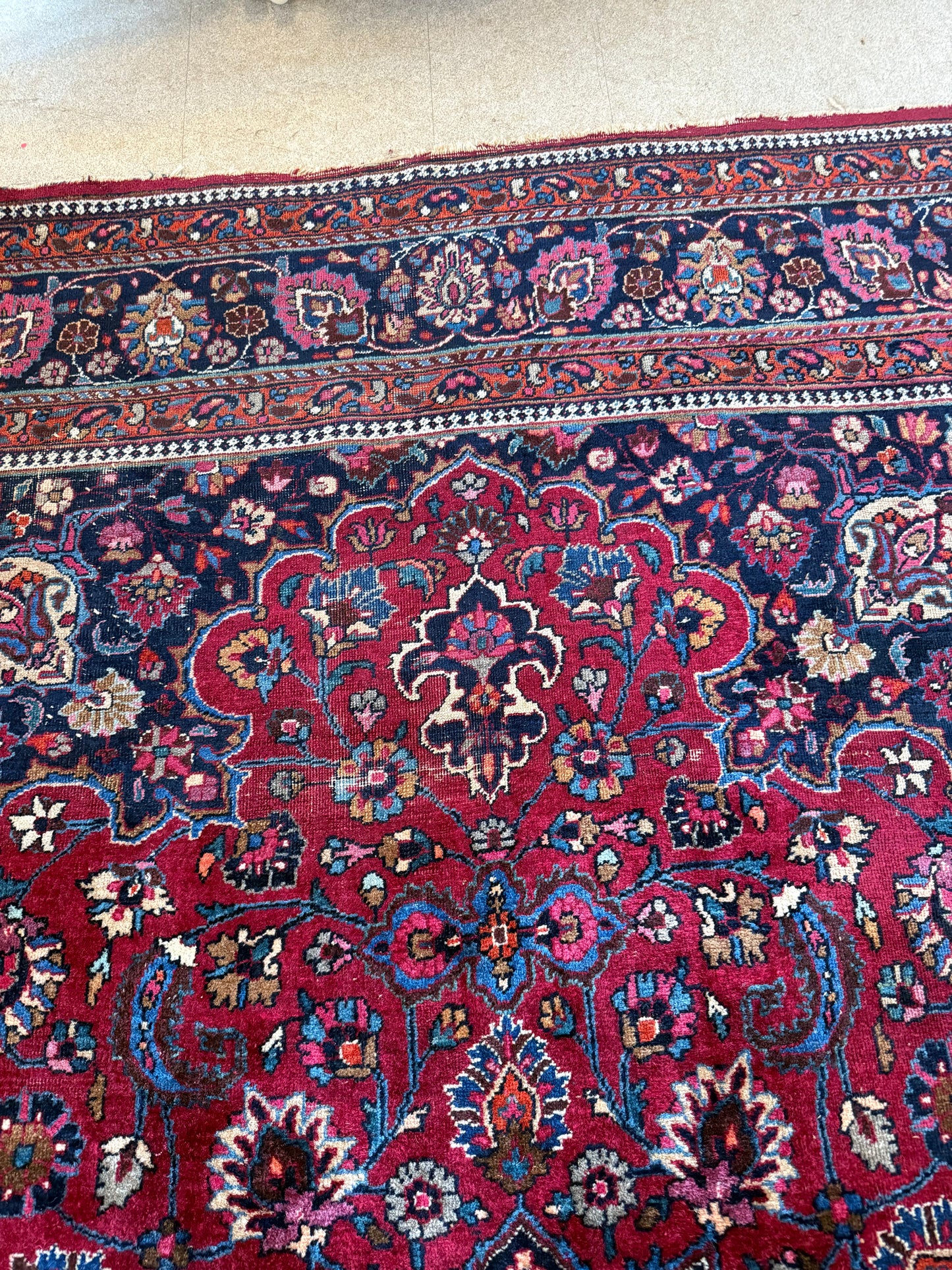 Tapis persan vintage grand format