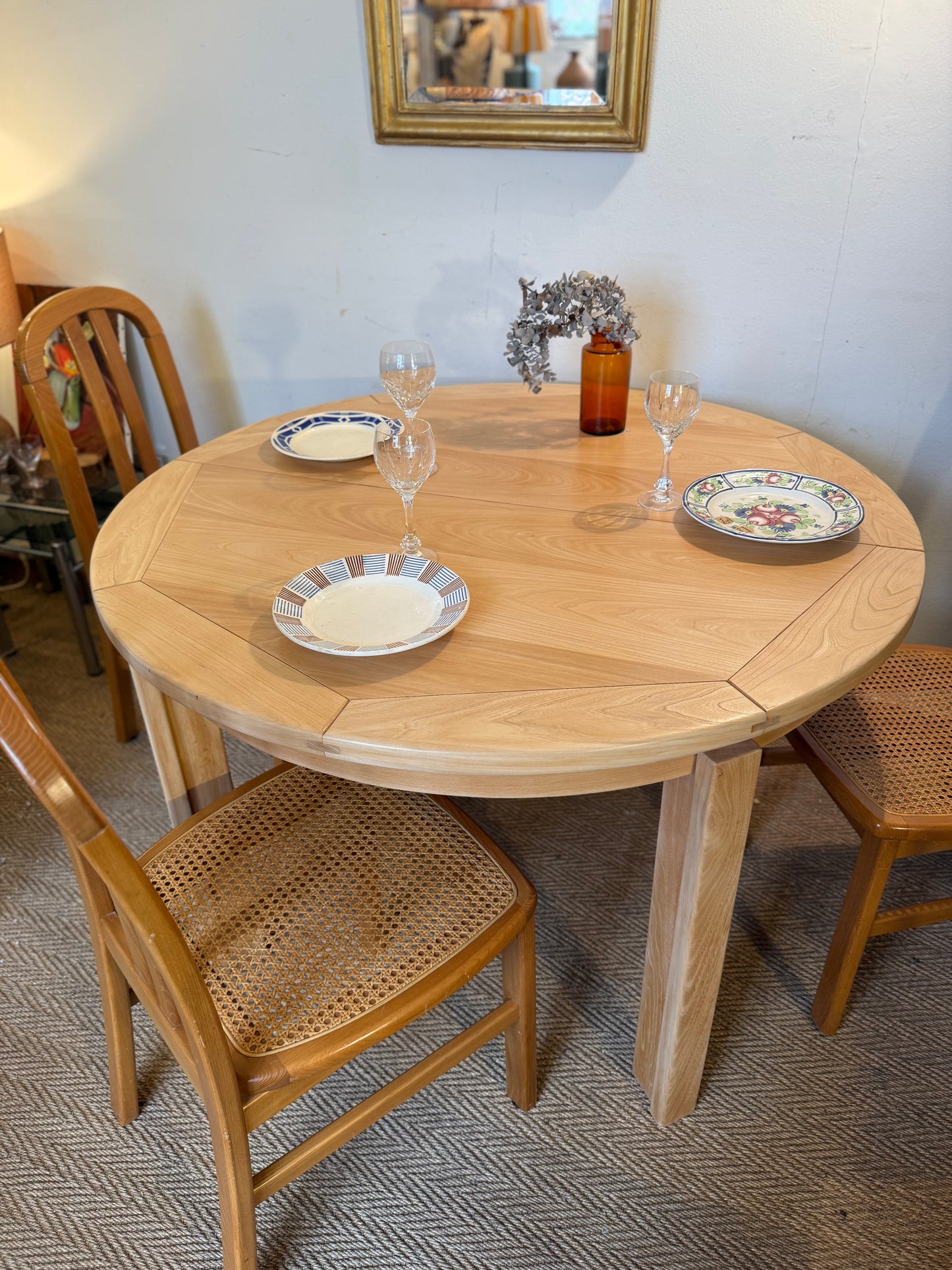 Table de salle à manger extensible en orme Maison Regain