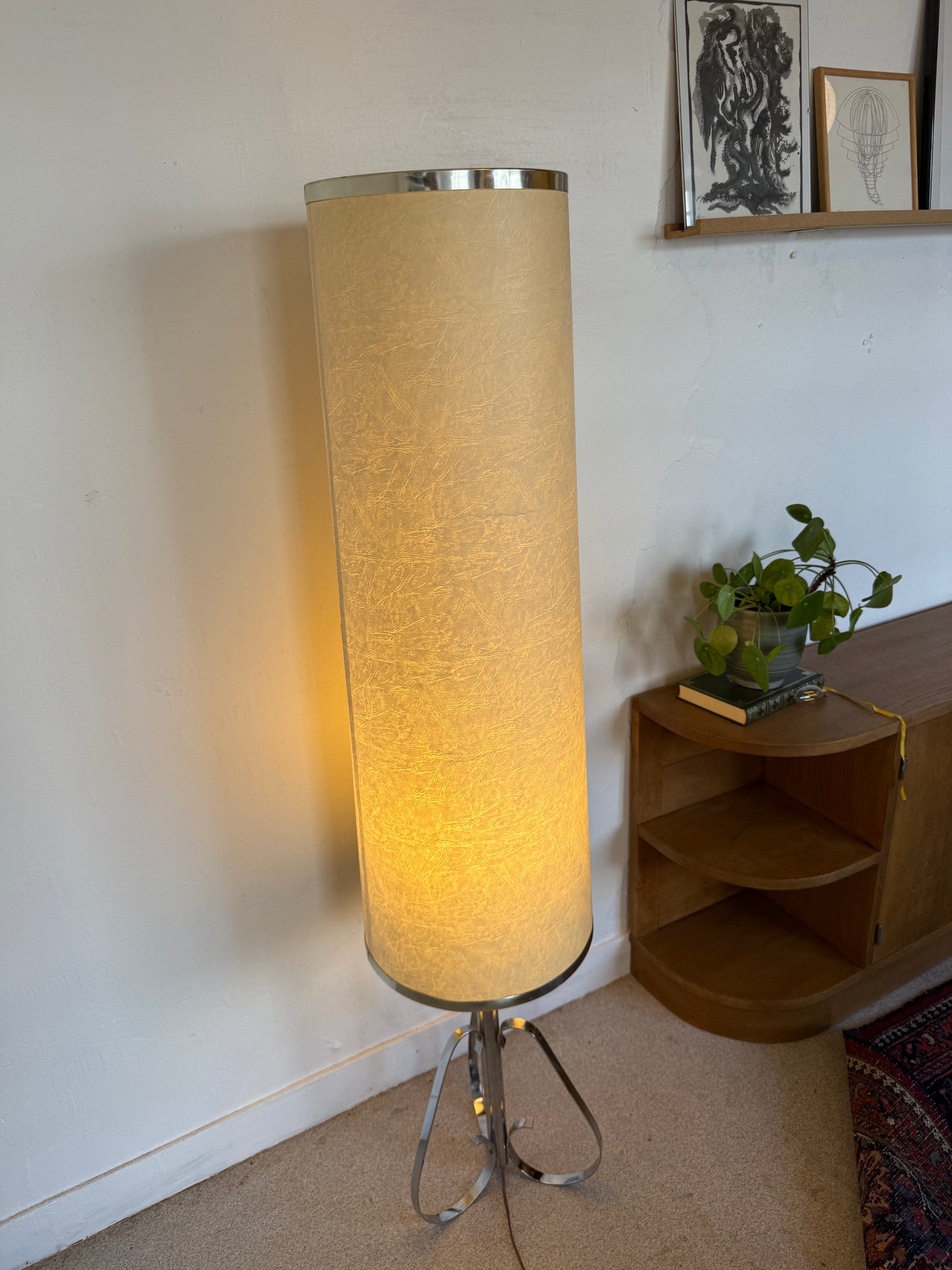Lampe / lampadaire vintage en chrome avec son abat jour liseré métal