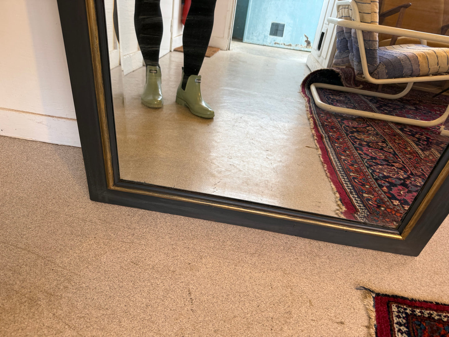 Miroir vintage glace biseautée en bois noir et doré