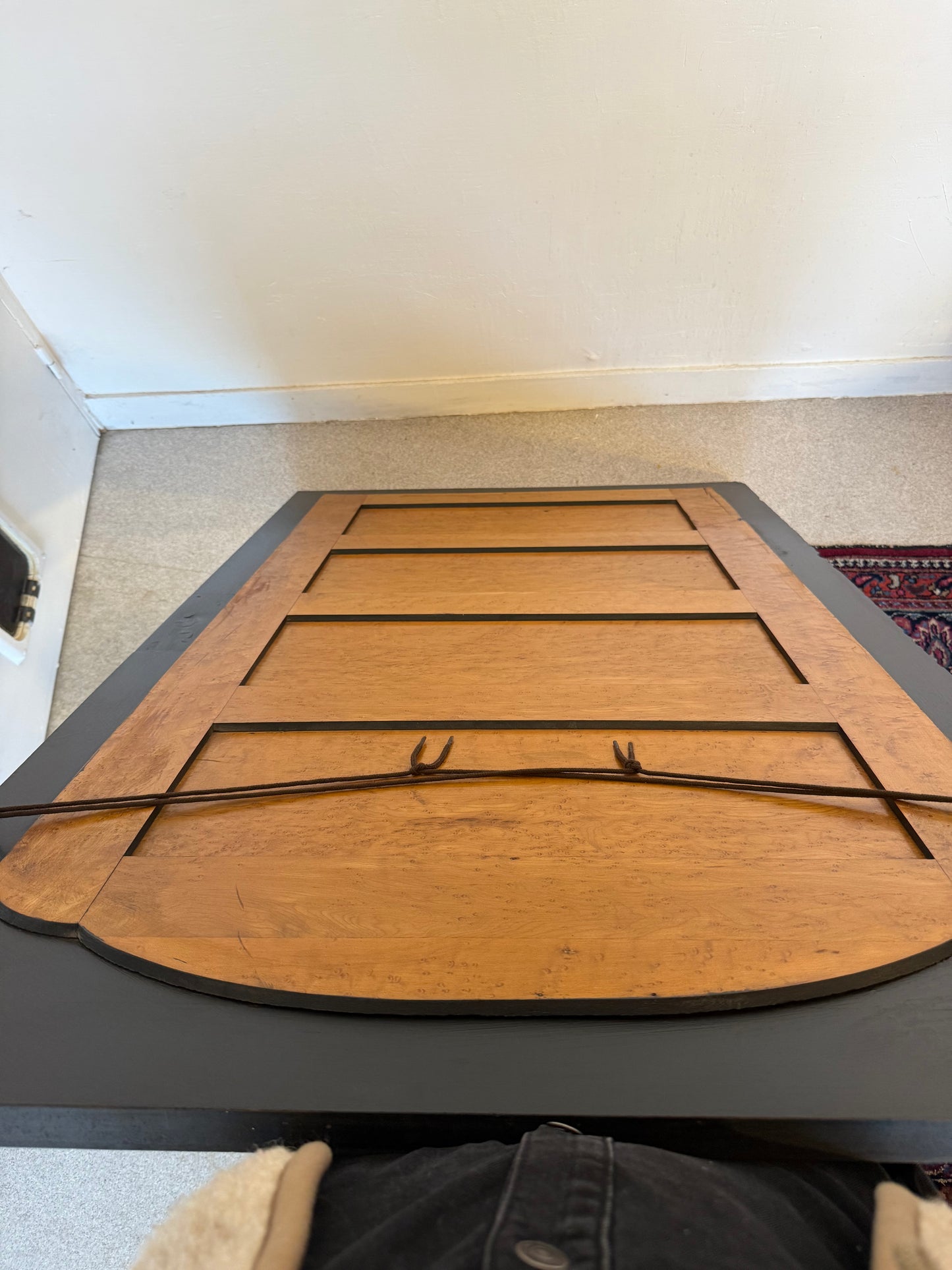 Miroir vintage glace biseautée en bois noir et doré