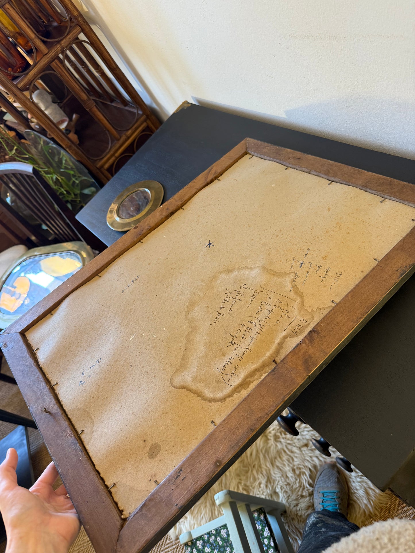 Miroir rectangulaire noir patiné en bois