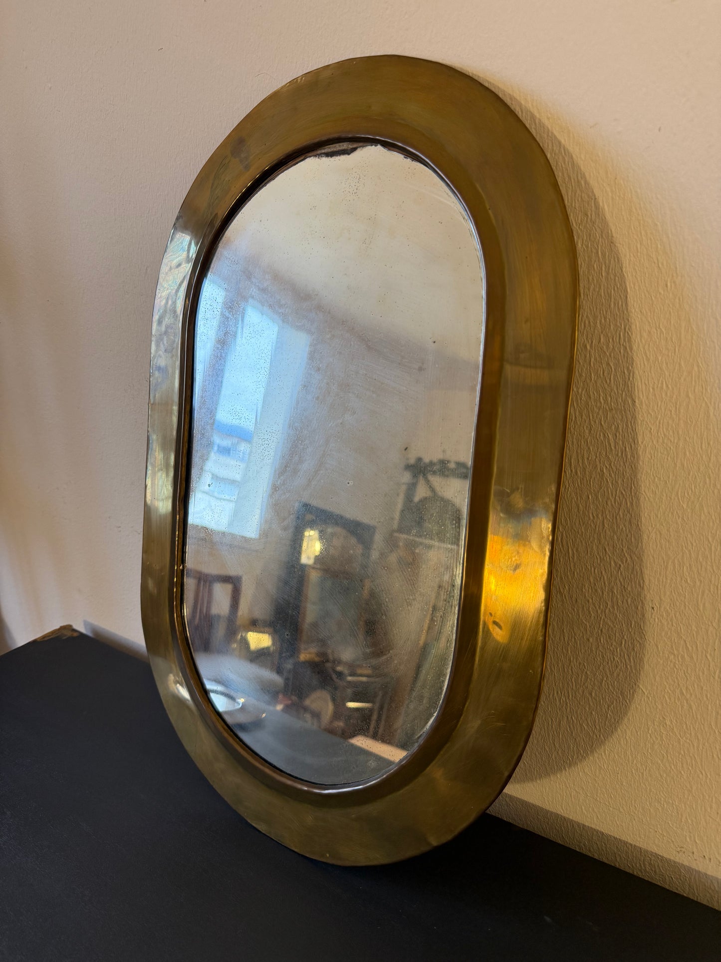 Miroir en laiton doré ancien (artisanat égyptien)
