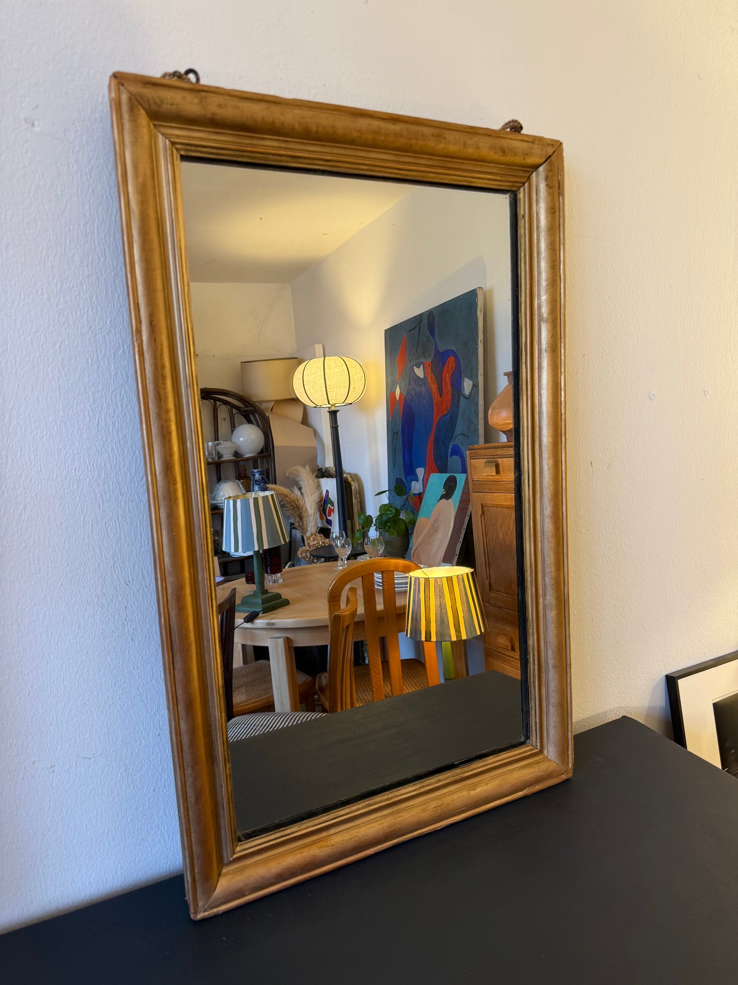 Miroir ancien en bois rectangulaire doré