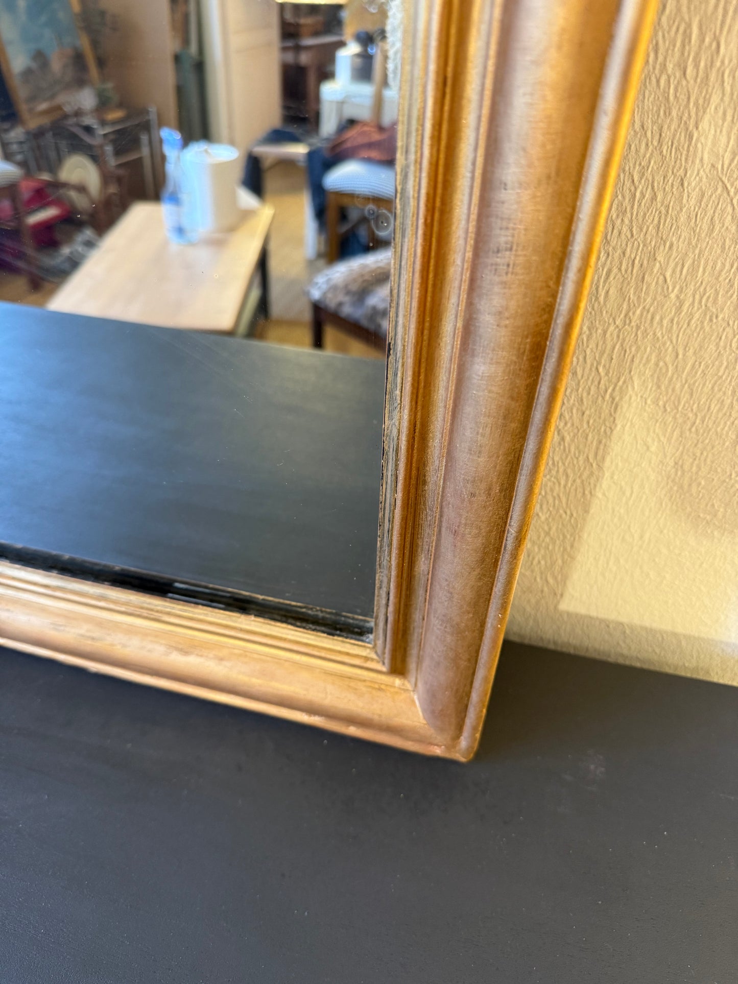 Miroir ancien en bois rectangulaire doré