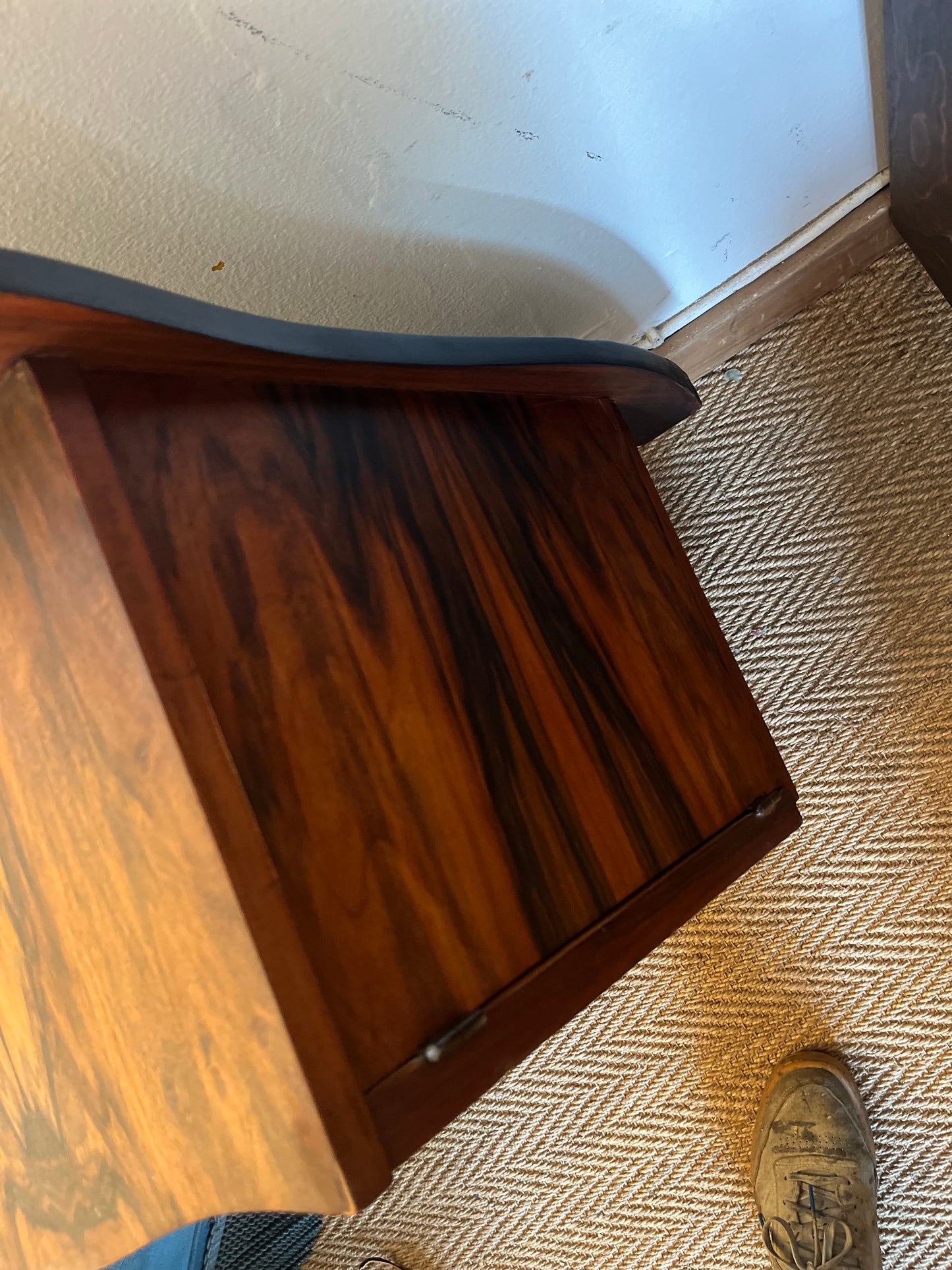Chevet table d'appoint art déco placage en loupe